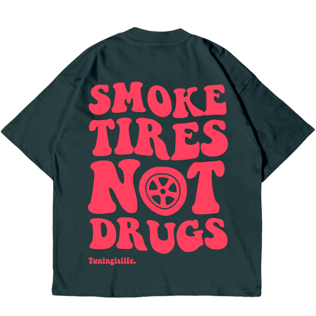 Oversize T-Shirt smoke tyres